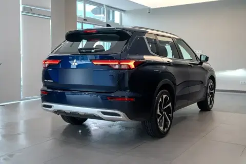 Mitsubishi Outlander 2026 — миниатюра 7