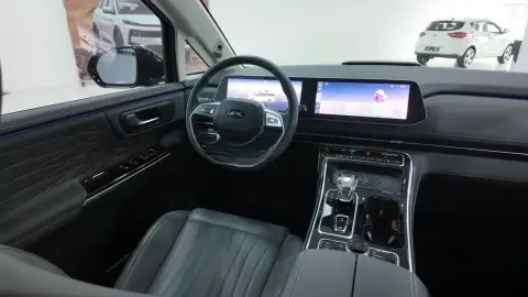 JAC RF8 2026 — миниатюра 4