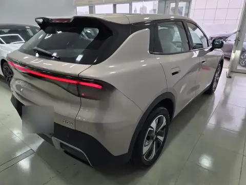 Changan Qiyuan Q05 2025 — миниатюра 4