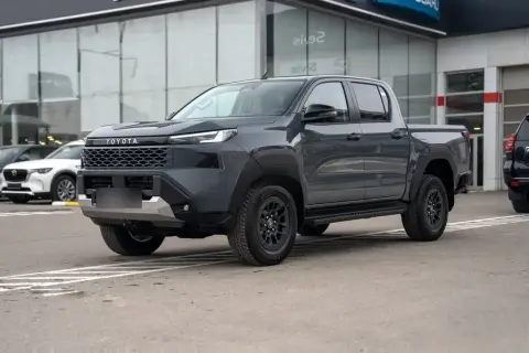 Toyota Hilux 2025 — миниатюра 2