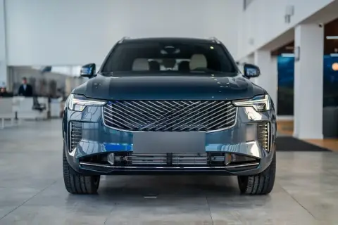 Volvo XC90 2025