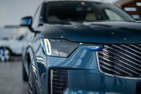 Volvo XC90 2025 — миниатюра 5