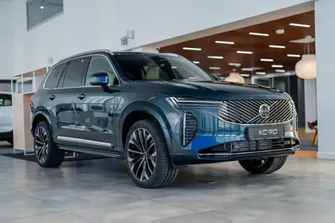 Volvo XC90 2025 — миниатюра 6
