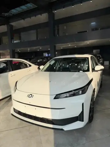 Changan Qiyuan A05 2025 — миниатюра 1