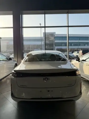 Changan Qiyuan A05 2025 — миниатюра 2