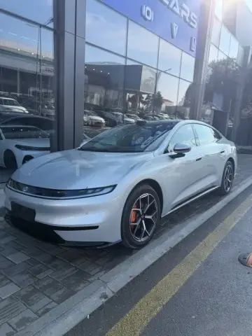 Changan Qiyuan A06 2025 — миниатюра 2