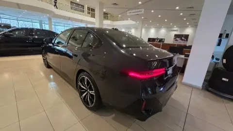 BMW 520 2025 — миниатюра 8