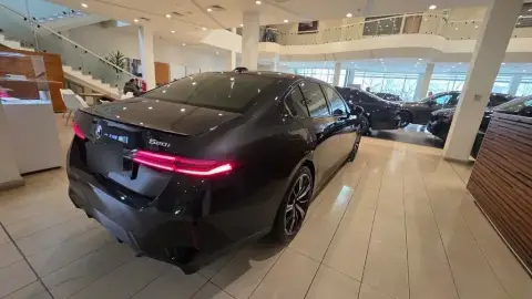 BMW 520 2025 — миниатюра 9