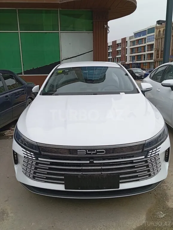 BYD Destroyer 05 2025 — фото 1 из 10
