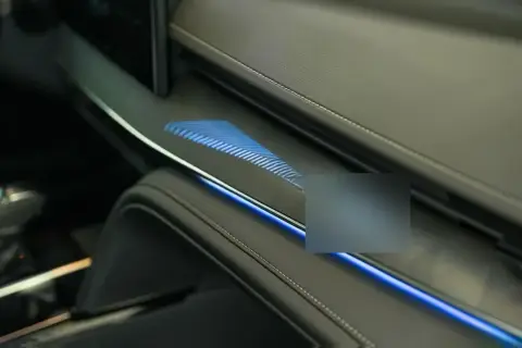 Toyota Camry 2025 — миниатюра 8