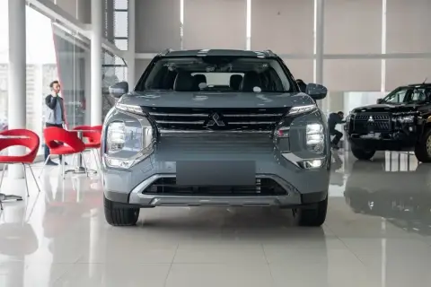 Mitsubishi Outlander 2026