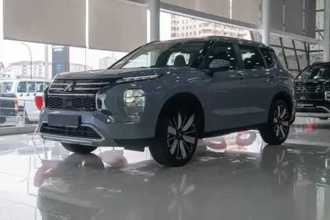 Mitsubishi Outlander 2026 — миниатюра 4