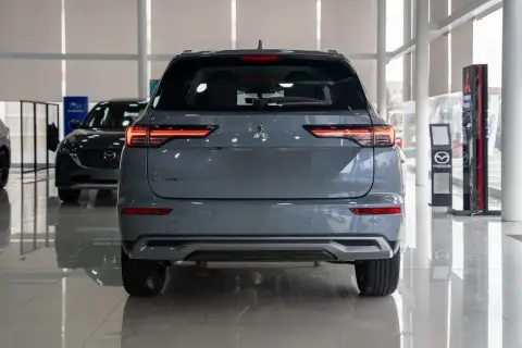 Mitsubishi Outlander 2026 — миниатюра 5