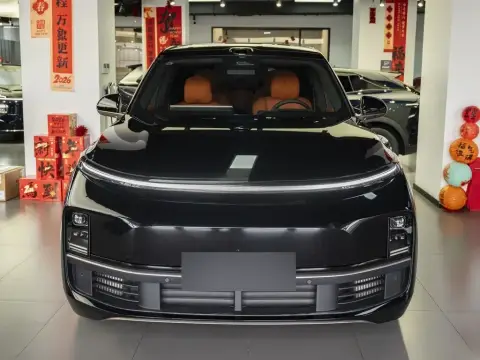 Li Auto L9 2025 — миниатюра 1