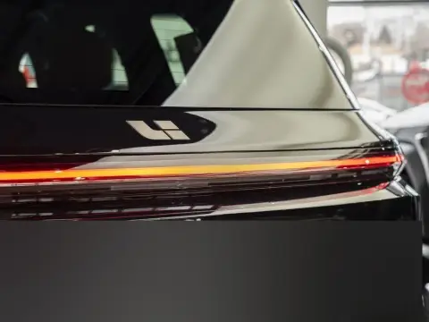 Li Auto L9 2025 — миниатюра 6