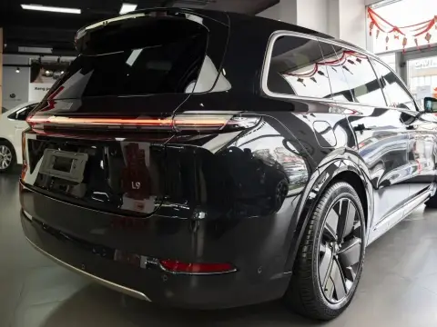 Li Auto L9 2025 — миниатюра 9