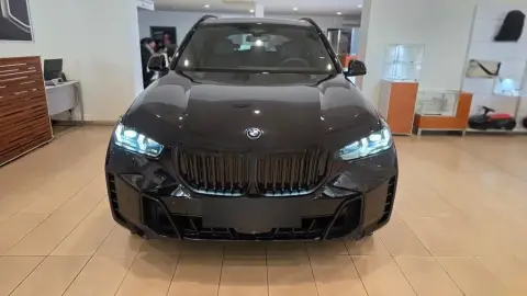 BMW X5 2025 — миниатюра 1