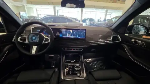 BMW X5 2025 — миниатюра 2