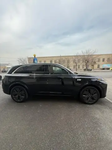 Li Auto L7 2025 — миниатюра 2