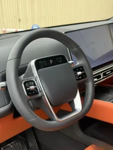 Li Auto L7 2025 — миниатюра 10