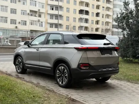 Bestune T77 2026 — миниатюра 6