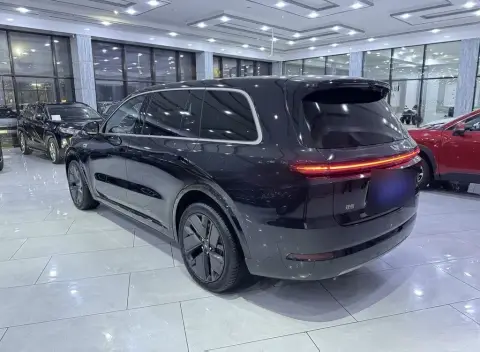 Li Auto L9 2025 — миниатюра 7