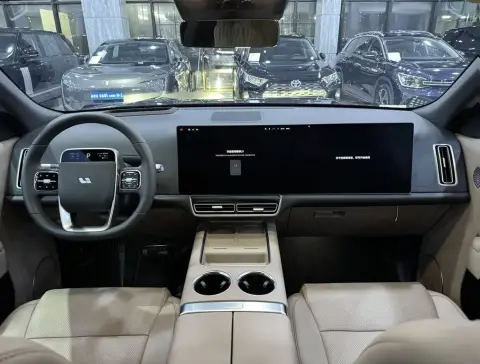 Li Auto L9 2025 — миниатюра 8