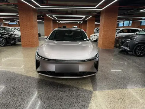 Changan Qiyuan A07 2025 — миниатюра 2