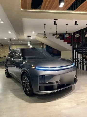 Li Auto L7 2025 — миниатюра 3