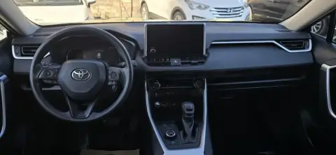 Toyota RAV4 2025 — миниатюра 8