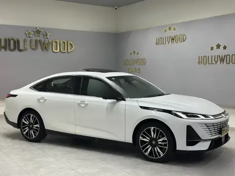 Changan Lamore 2025 — миниатюра 2