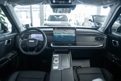 Baic BJ30 2025 — миниатюра 9