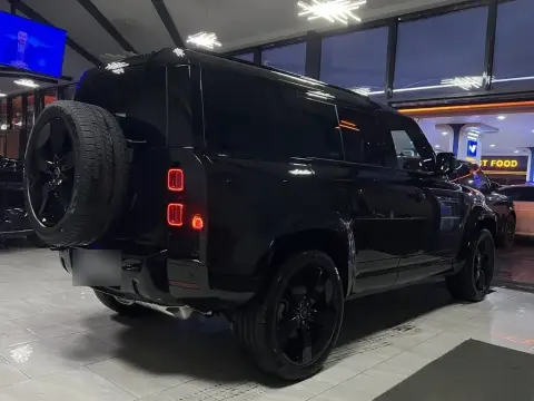 Land Rover Defender 2025 — миниатюра 9