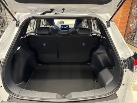 Toyota Corolla Cross 2025 — миниатюра 9