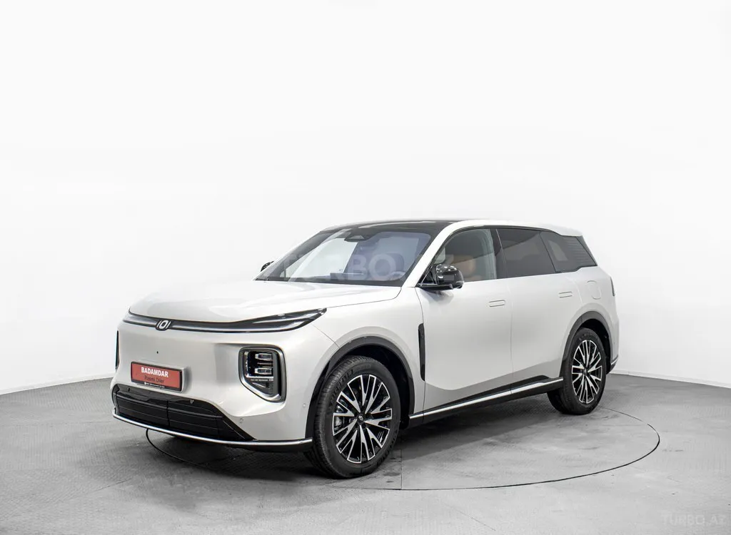 Changan Qiyuan Q07 2025 — фото 1 из 10