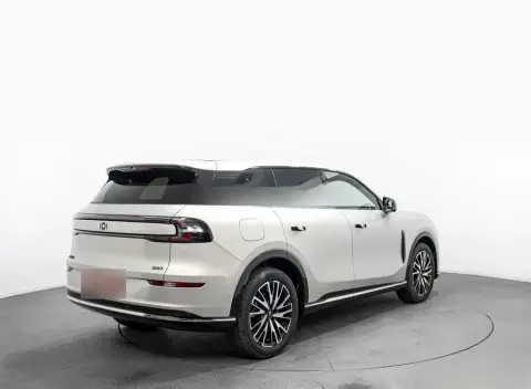 Changan Nevo Q07 2025 — миниатюра 3