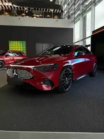 Mercedes-Benz EQ CLA 250 2025 — миниатюра 3