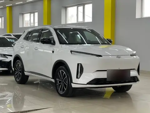 Changan Qiyuan Q05 2025 — миниатюра 2