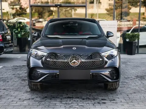Mercedes-Benz GLC 350 e 4MATIC Coupe 2025