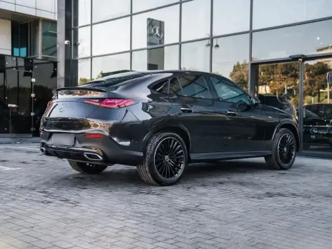 Mercedes-Benz GLC 350 e 4MATIC Coupe 2025 — миниатюра 4