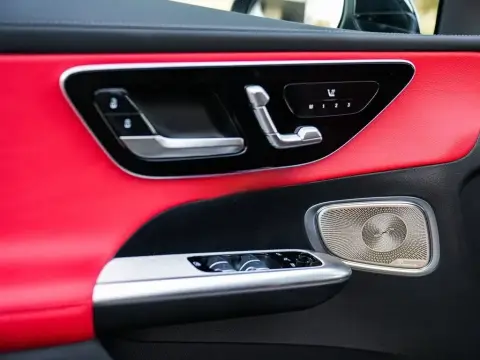 Mercedes-Benz GLC 350 e 4MATIC Coupe 2025 — миниатюра 9