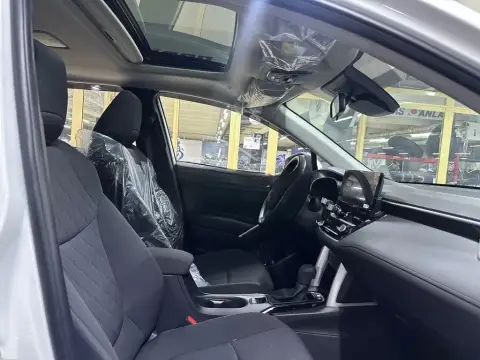 Toyota Corolla Cross 2025 — миниатюра 9