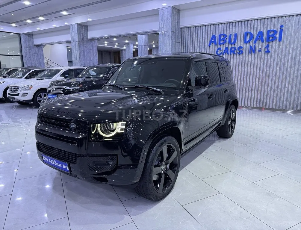 Land Rover Defender 2025 — фото 1 из 10
