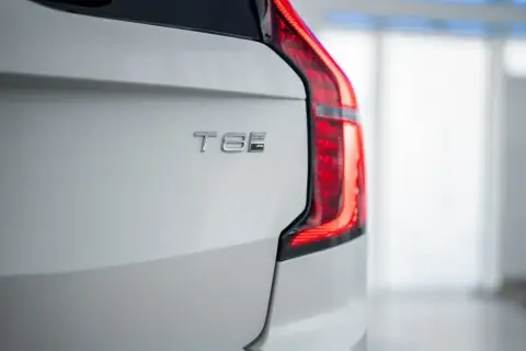 Volvo XC90 2025 — миниатюра 8