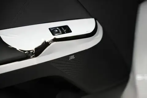 Kia K5 2025 — миниатюра 9