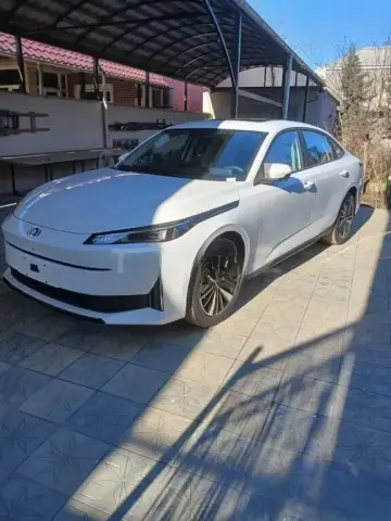 Changan Qiyuan A05 2025 — миниатюра 3