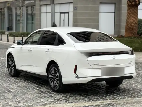 Changan Qiyuan A05 2025 — миниатюра 7