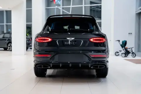 Bentley Bentayga 2025 — миниатюра 7