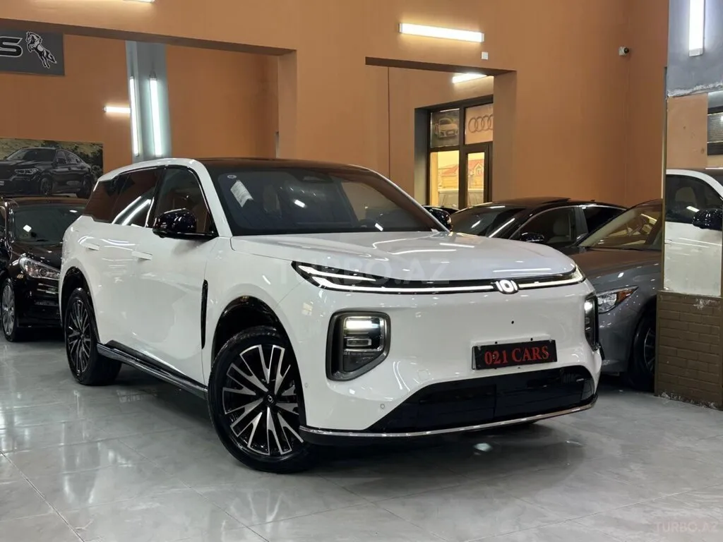 Changan Qiyuan Q07 2025 — фото 1 из 10