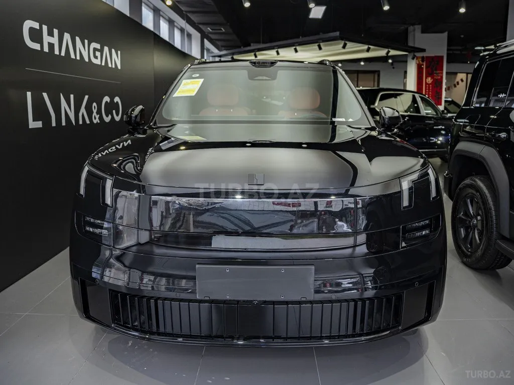 Lynk & Co 900 2025 — фото 1 из 10